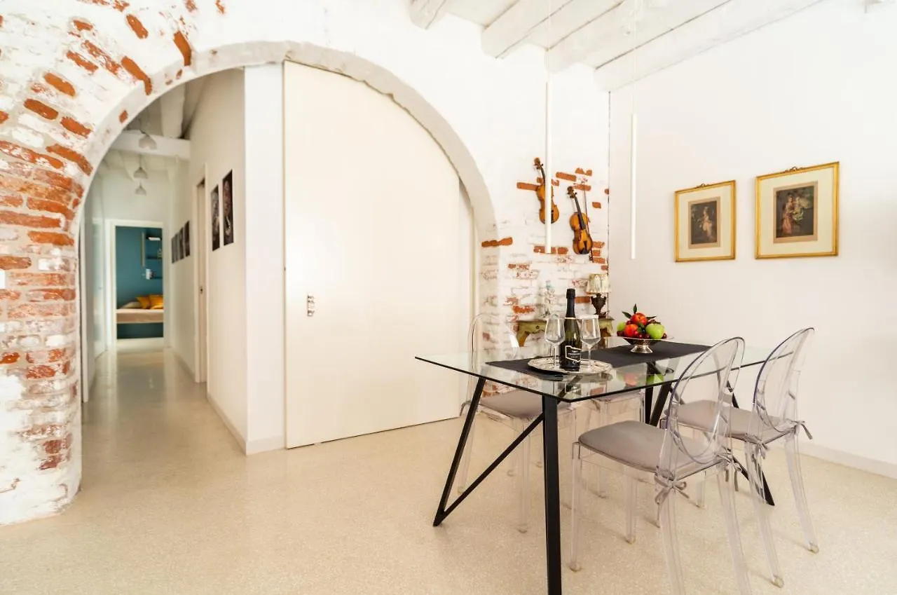 Apartment La Musa Venice Italy